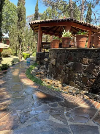 Anturio Cabaña 100% de Lujo con Hermosos Jardines