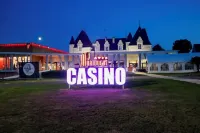 Apartment swimming pool spa Hotels in La Roche-Posay