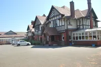 Dunmar House Hotel - Bar & Restaurant Hotels in 