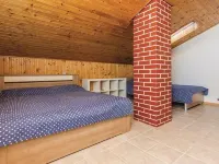 Large Rental House. Adriatic Seaside Hotels in Turanj