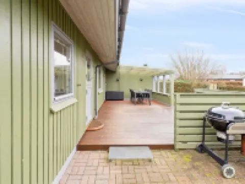 "Severine" - 650m from the sea