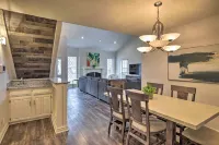 Richardson Family Retreat: Private Pool & Hot Tub! فنادق في Garland