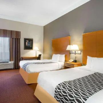 La Quinta Inn & Suites by Wyndham Norfolk