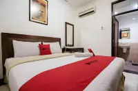 RedDoorz Plus at Buah Batu