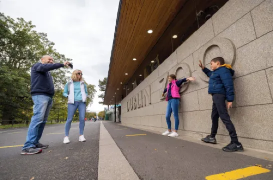 Clayton Hotel Dublin Airport Central بالقرب من الفندق Photos