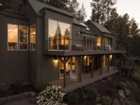 Amazing Riverfront on the Water- Big Sky Bend