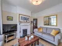 Cottage in Rhos-on-Sea near Sandy Beach