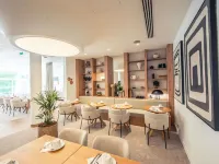 特魯瓦中心美居酒店 - 早餐