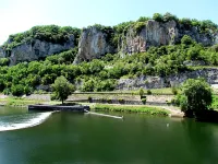 Farmhouse in Saint-Cernin with Pool & Views