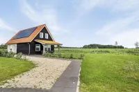 Vacation Home Zeeland by Oosterschelde Park Các khách sạn ở Scherpenisse