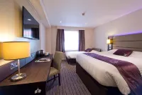 Premier Inn Farnham - 3-Star