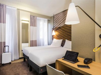 Ibis Clichy Centre Mairie