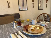 Innsbruck Inn at Stowe - breakfast