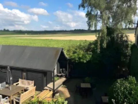 The Horseshoe & Castle Hotels in Cooling