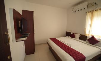 Jr Service Apartment Hotel