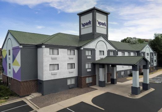 힐튼 덴버 테크 센터 스파크 객실