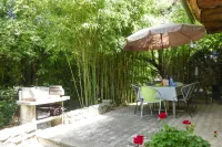 Cozy Noves Home with Pool Access