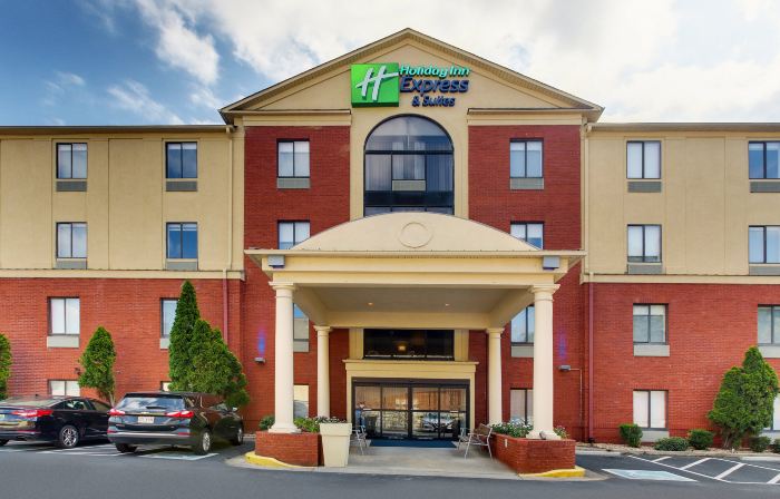 Holiday Inn Express & Suites ATLANTA-EMORY UNIVERSITY AREA by IHG