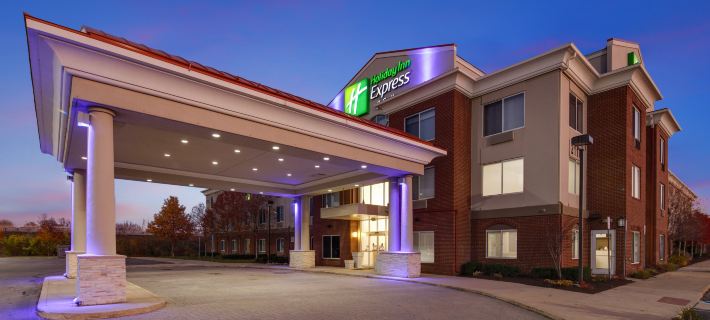 Holiday Inn Express & Suites DETROIT - FARMINGTON HILLS by IHG Hotels in Oakland County