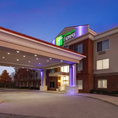 Holiday Inn Express & Suites DETROIT - FARMINGTON HILLS by IHG Hotels near Suburban Collection Showcase