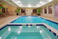Holiday Inn Express & Suites Vernal - Dinosaurland by IHG - Pools