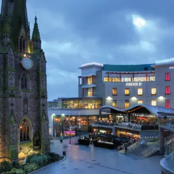 Crowne Plaza BIRMINGHAM CITY CENTRE by IHG Отели рядом с достопримечательностью «Железнодорожный вокзал Уиттона»