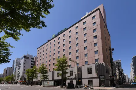 Ana Holiday Inn Sapporo Susukino Отели рядом с достопримечательностью «Kotoni Shrine»