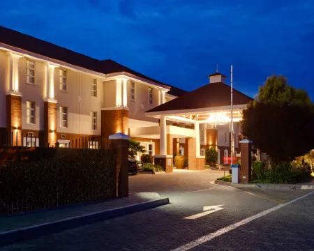 プロテア ホテル バイ マリオット マフィケング マフィケングのホテル