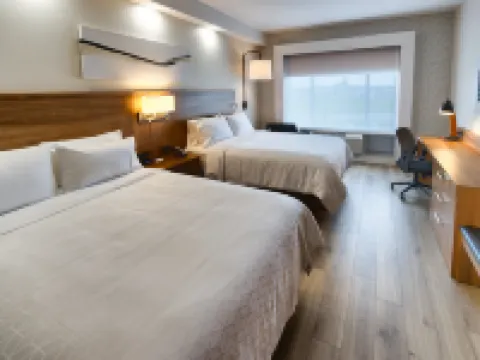 特魯瓦-裏維耶西部智選假日酒店及套房 三河城酒店