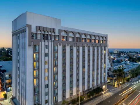 Hyatt Centric Delfina Santa Monica Hotels near California Heritage Museum
