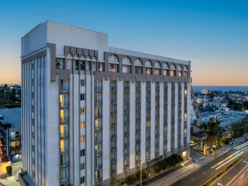 Hyatt Centric Delfina Santa Monica