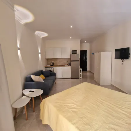 Private Beach •Side Sea View • Studio • Fiesta
