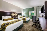 Oasis Hotel & Conv. Center, Ascend Hotel Collection Hotel in zona Pythian Castle