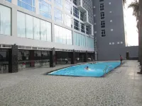 Vinh Plaza Hotel - Pools
