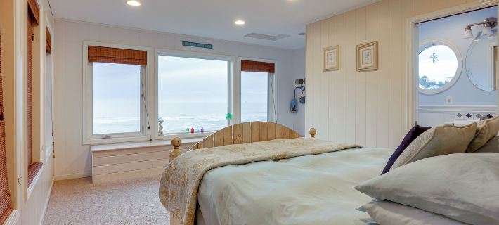 Oceanfront Home in Port Orford the Lighthouse Hotels in Curry County