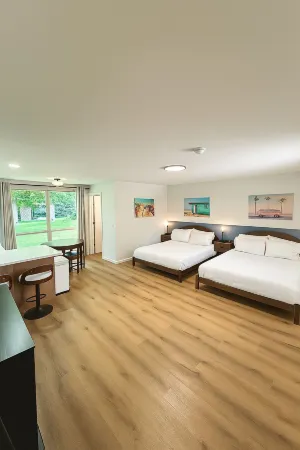 Sun & Sand Resort Отели в г. Порт Остин Тауншип