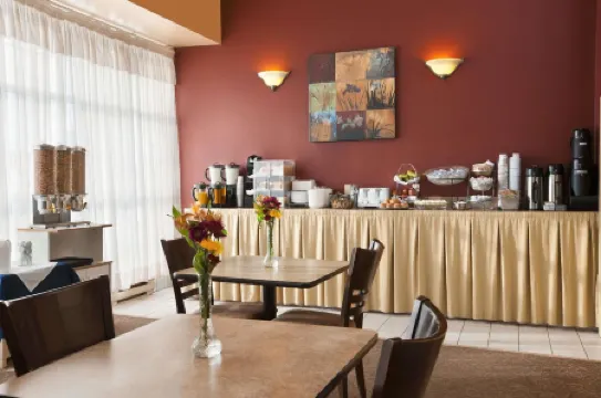 Travelodge by Wyndham Timmins