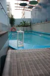 Tropical Hotel - Pemandangan Pantai