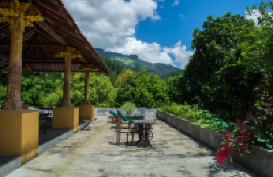 The Kandy Samadhicentre Hotels in Meemure