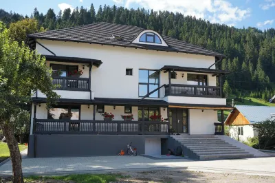 ペンシュネア サーラ のホテル