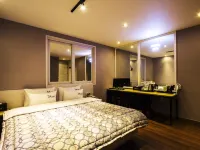 Busan Hakjang Angel Hotel dekat Bandar Udara Internasional Gimhae