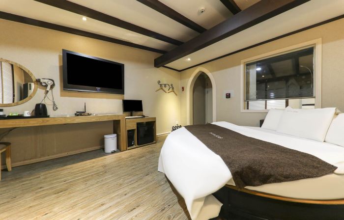Yangju Star Hotel