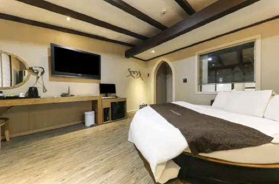 Yangju Star Hotel