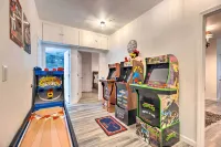 'Hilltop Hideaway' Branson Home w/ Trampoline! - Homestays