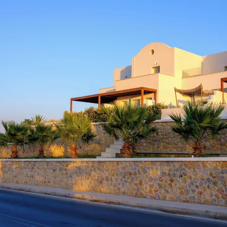 Safrani Suites