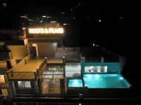 Roots & Peaks - Pools