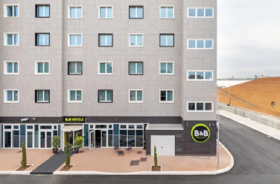 B&B Hotel Roma Fiumicino Aeroporto Fiera 2 Отели рядом с Аэропорт Фьюмичино