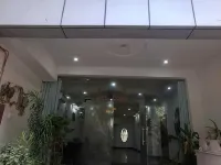 Taj homes - A Unit of Sahni's Villa Отели рядом с достопримечательностью «Офис IndiGo»