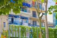 Marco Polo Party Hostel - Airport Shuttle