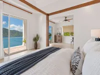 Stunning 360° Views of Magens Bay, St.John & BVI's. Luxury 6 bedroom villa 鄰近Lindquist Beach的酒店